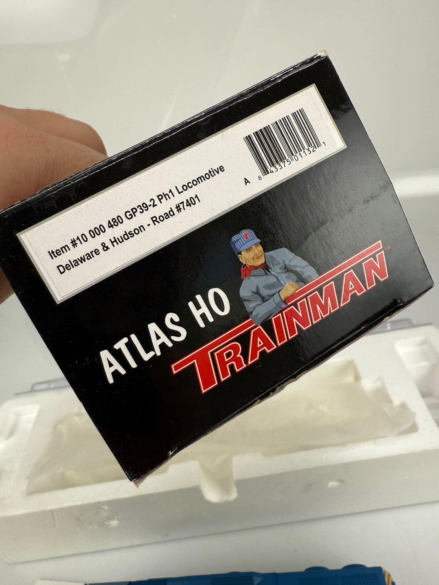 Atlas HO Delaware & Hudson 480 GP39-2 PH1 Locomotive # 7401