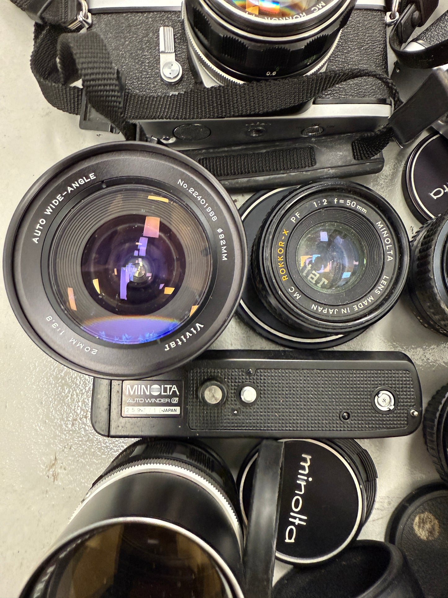 Minolta Film camera equipment lot lens, 135mm, 100mm f2.5, 58mm, 50mm, SRT
