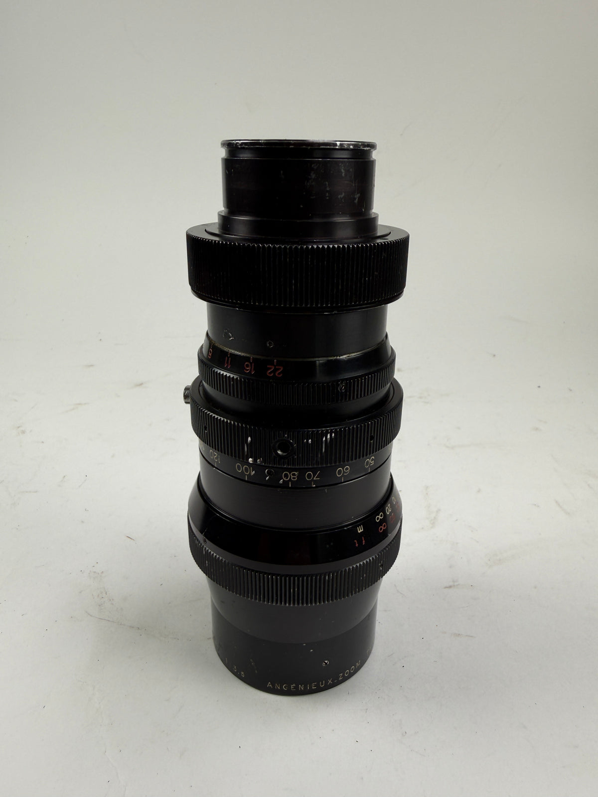 Angenieux Zoom 35-140mm f3.5 Type LA2 Lens Arriflex Standard Mount