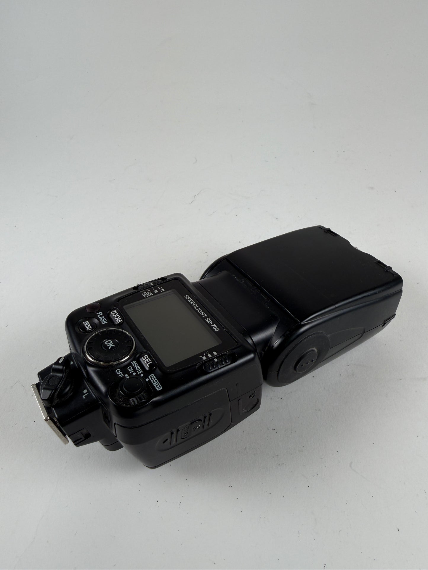 Nikon Speedlight SB-700 Shoe Mount Flash