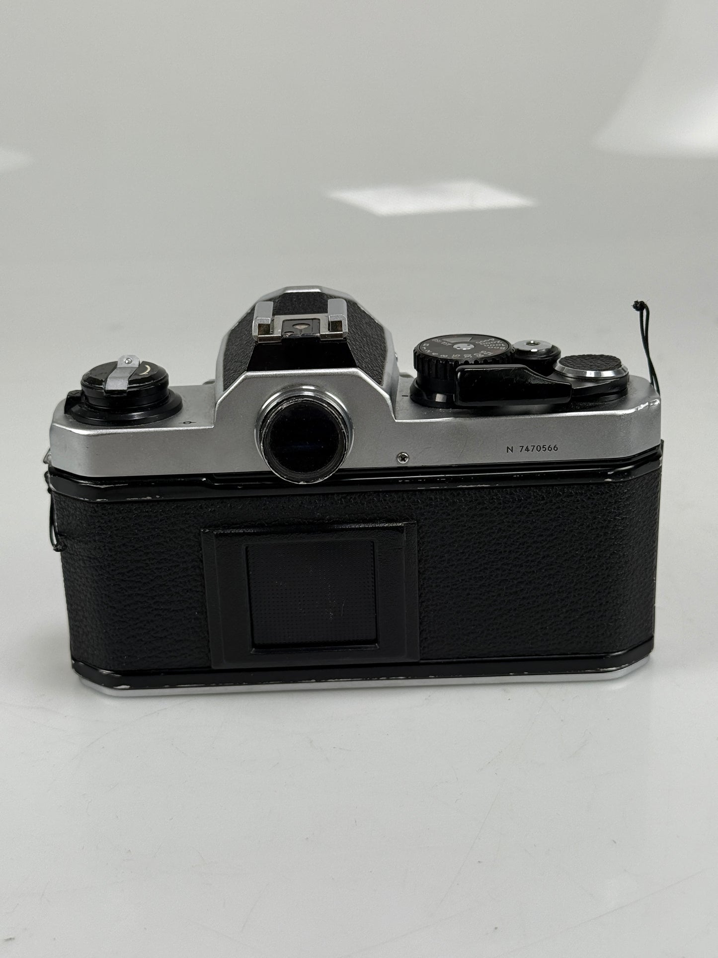 Nikon FM2 SLR Film Camera Body FM-2N Chrome