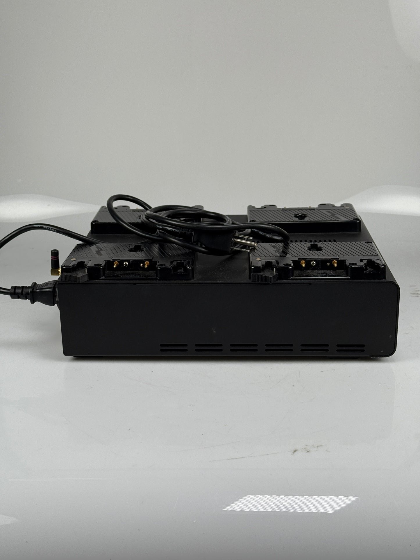 Anton Bauer LP4 V-Mount Charger Simultaneous 4-Position