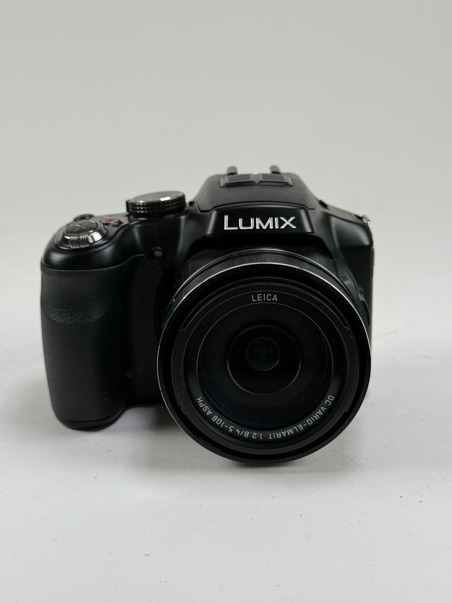 Panasonic Lumix DMC-FZ200 24x Zoom Digital Camera Kit Tested & Works