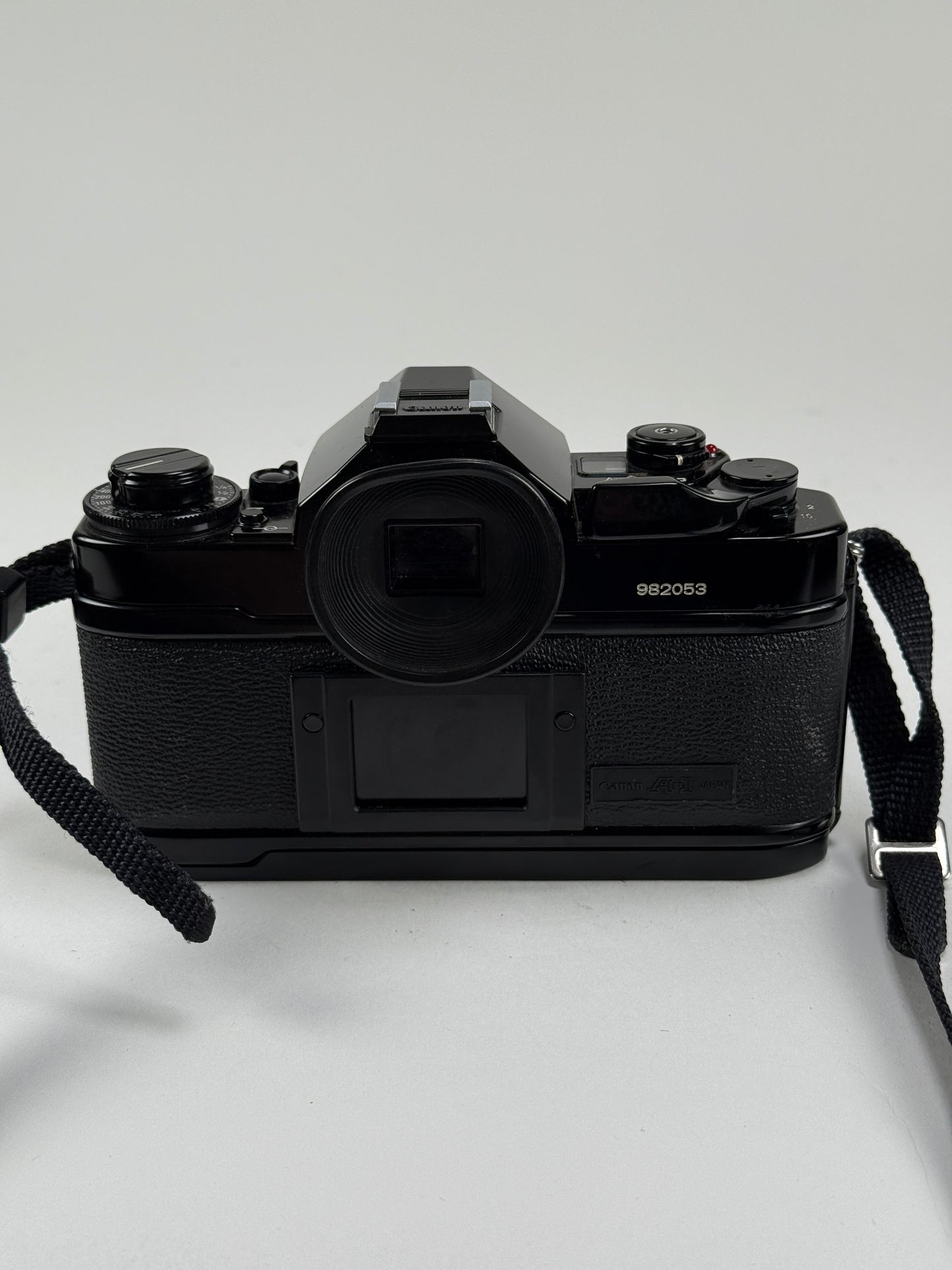 CANON A-1 black SLR 35mm Film Camera with 50mm f1.4 Lens kit