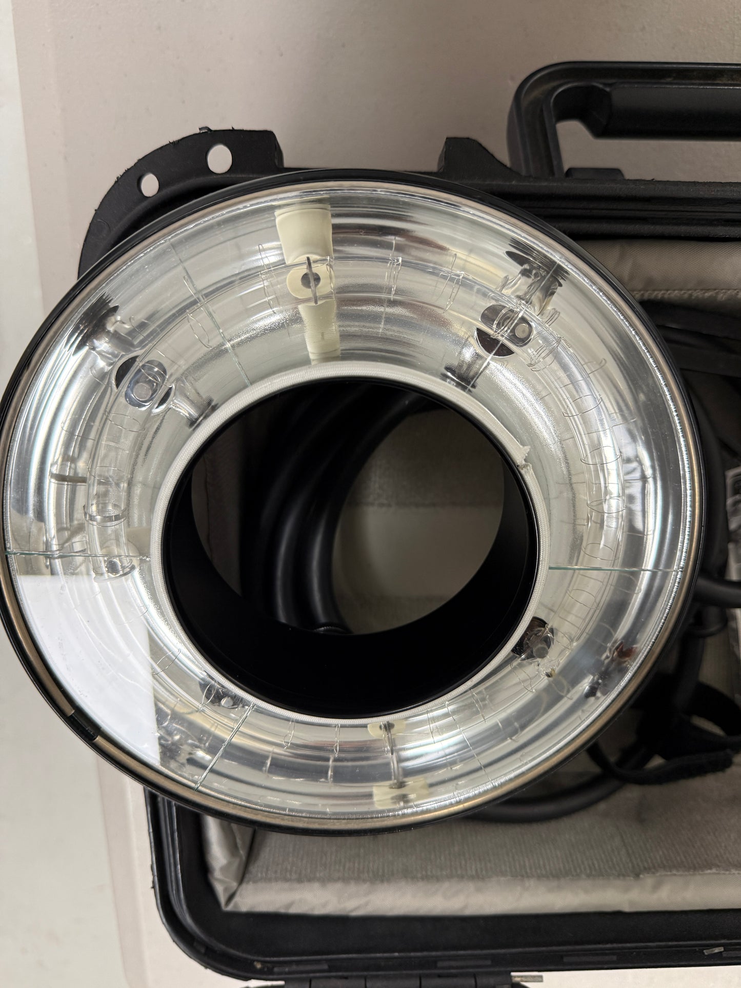 Profoto Acute D4 Ring Flash With Bracket