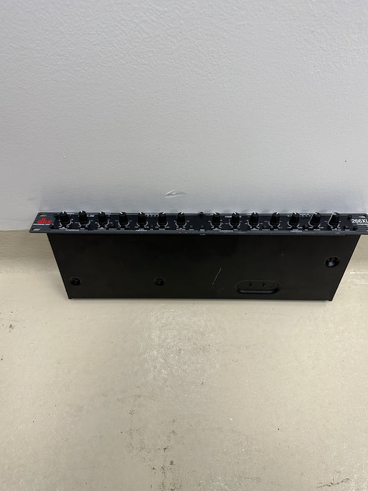 DBX 266XL Stereo Compressor / Gate 2-Channel Dynamics Processor