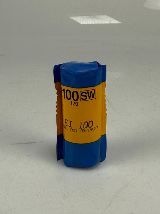 Kodak PROFESSIONAL E100SW slide film 120 roll