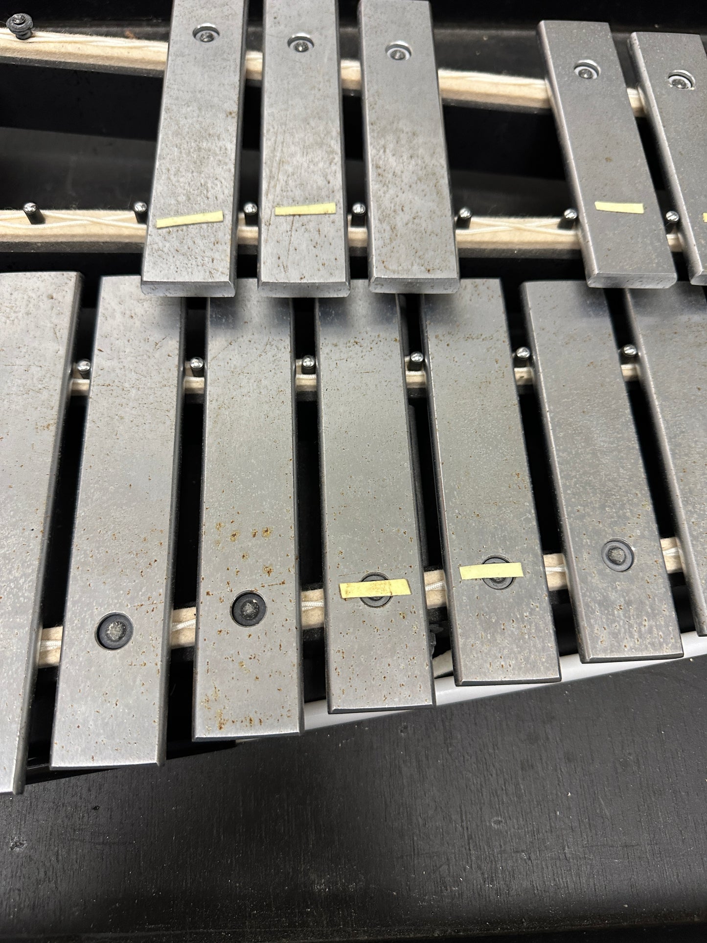 Deagan model 1590 B glockenspiel 2.5 octave instrument