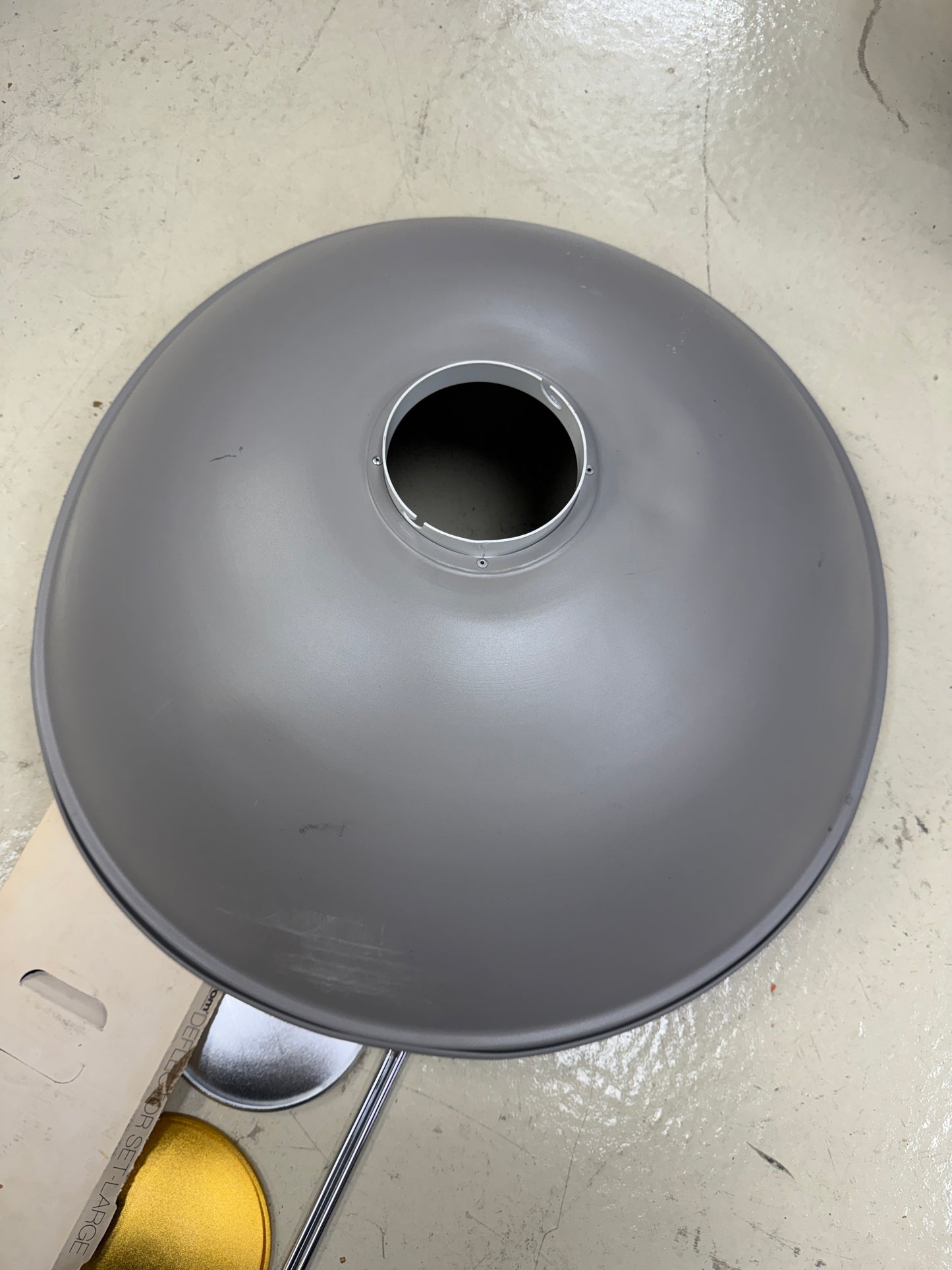 Elinchrom 27.5 inch 70cm soft light beauty dish reflector with deflectors