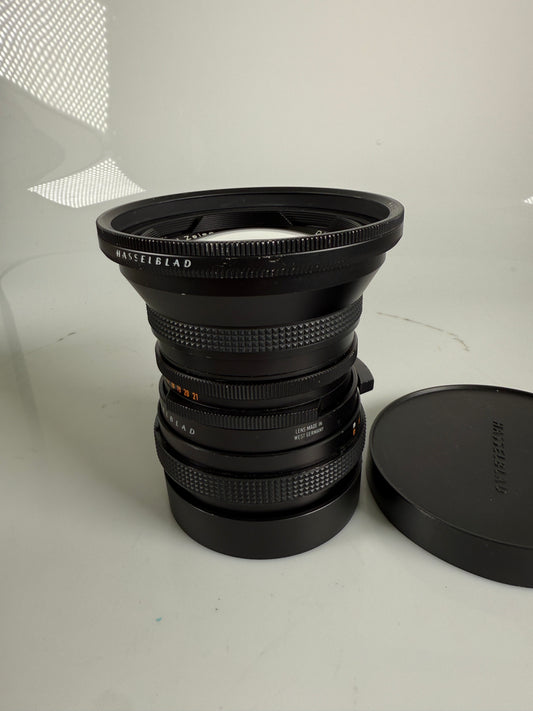 Hasselblad Distagon 40mm CF FLE F/4 T* Lens