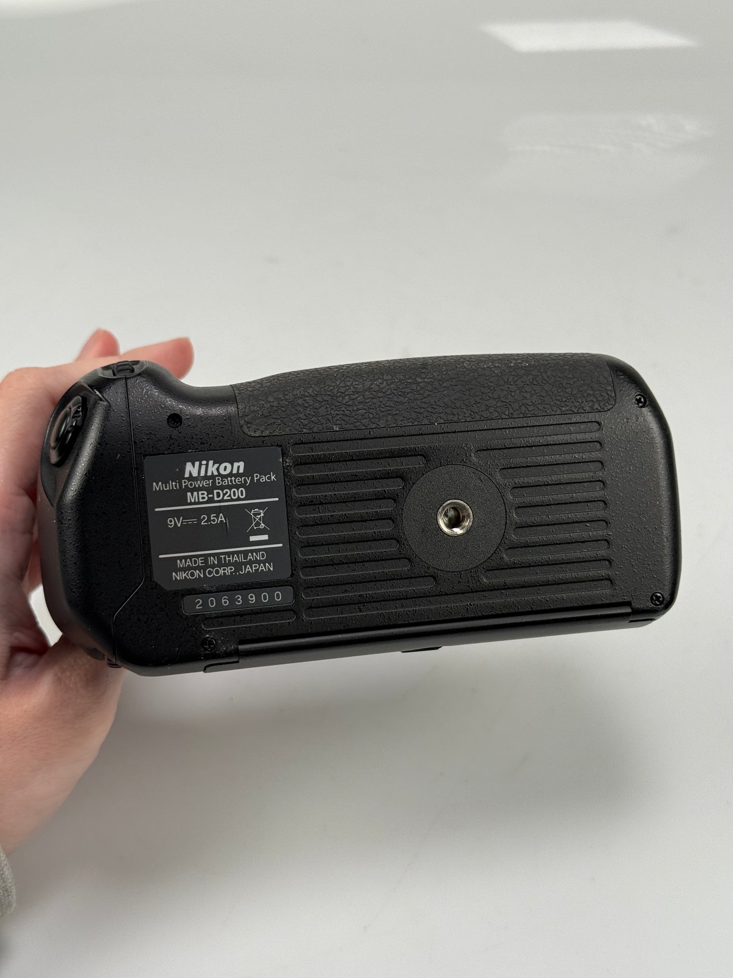 Nikon MB-D200 Battery Grip for D200 or Fuji FujiFilm Finepix S5