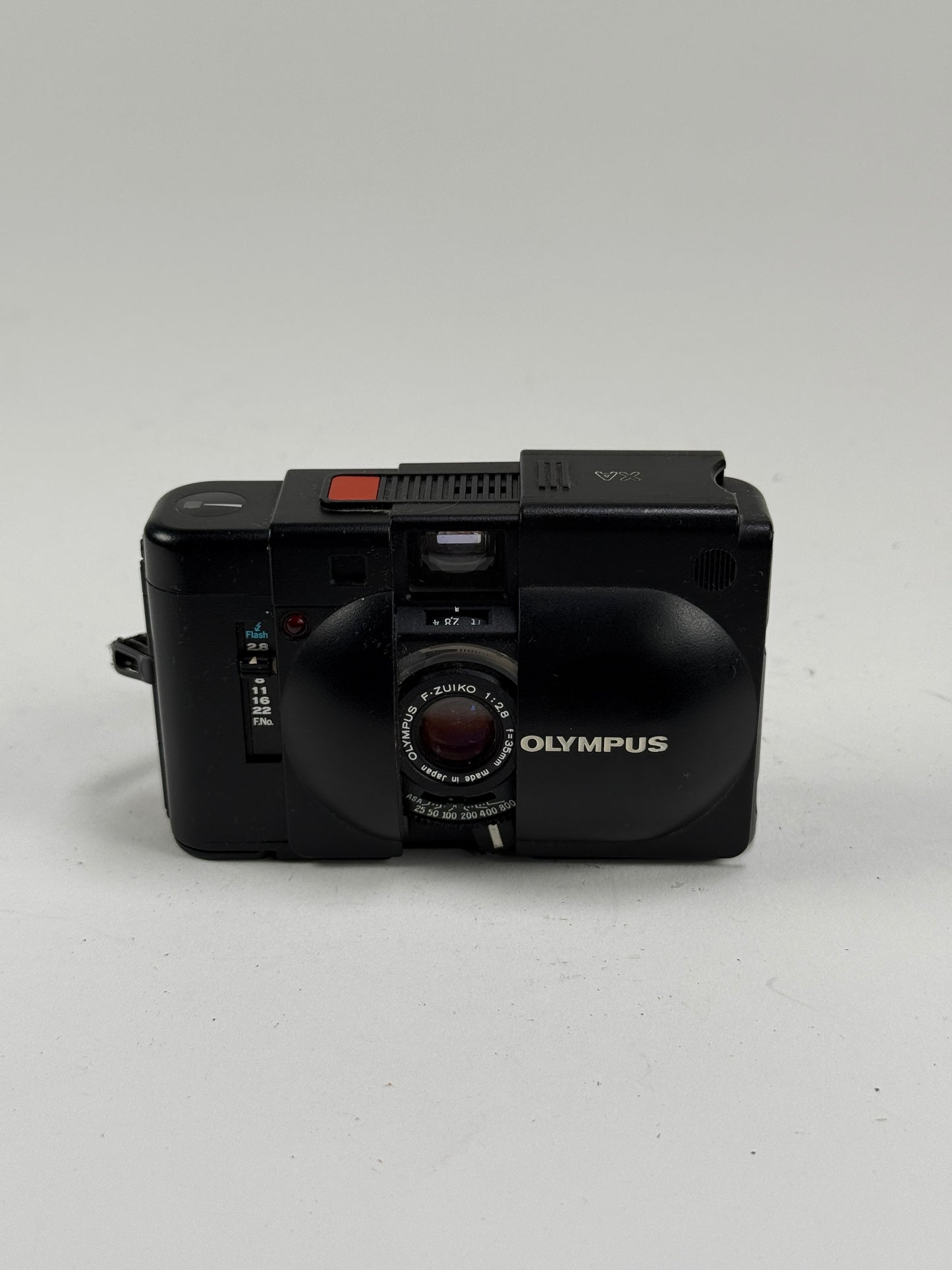 Olympus XA 35mm Rangefinder Camera 35mm f2.8