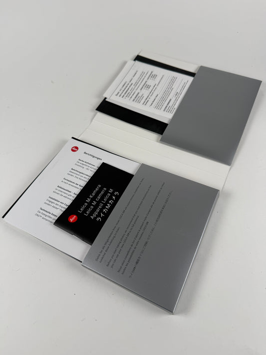 Leica M9 Instruction Manual w/ box inserts