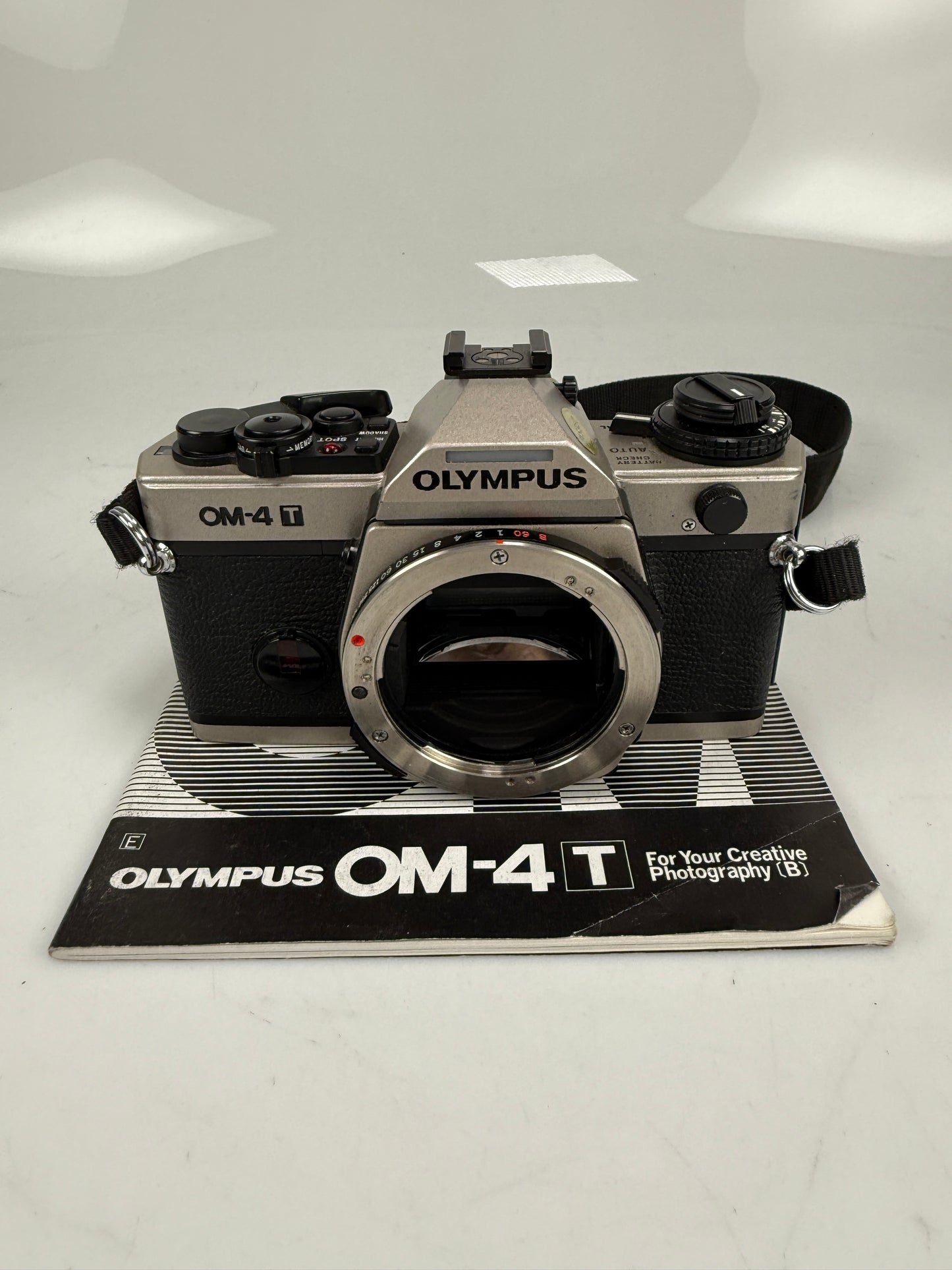 Olympus OM-4T Chrome 35mm SLR Film Camera