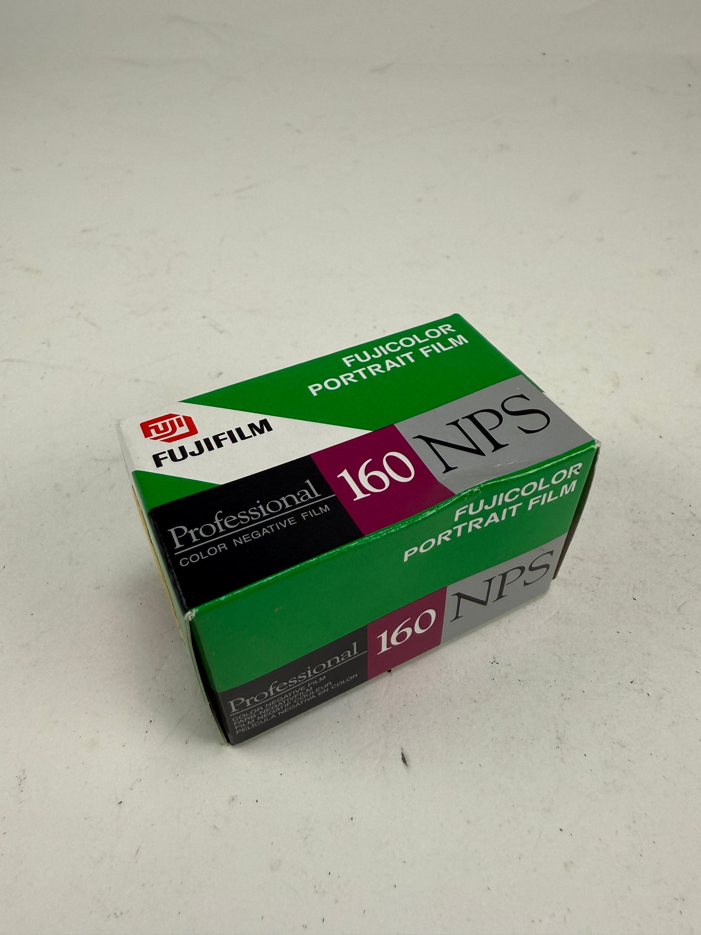 Fuji / Fujifilm Roll NPS 160 35mm Color Negative Film 36 exposure