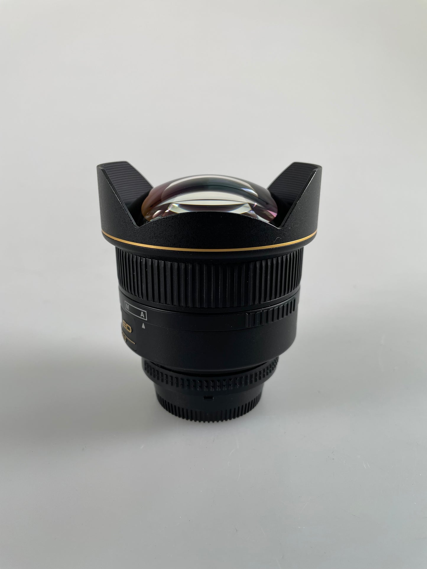 Nikon AF NIKKOR 14mm f2.8 D ED RF Aspherical Wide Angle Lens