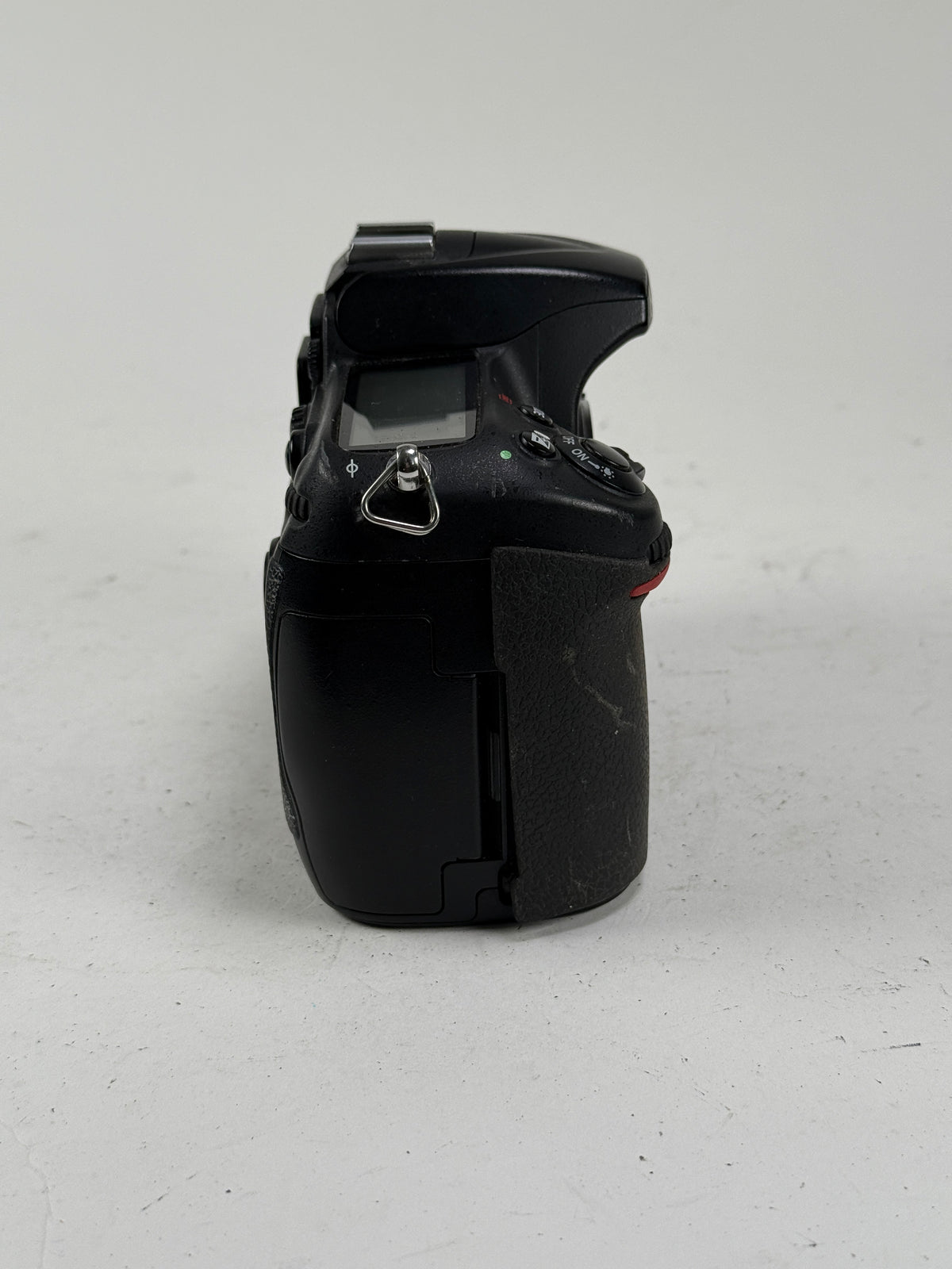 Nikon D300 12.3MP Digital SLR Camera Body