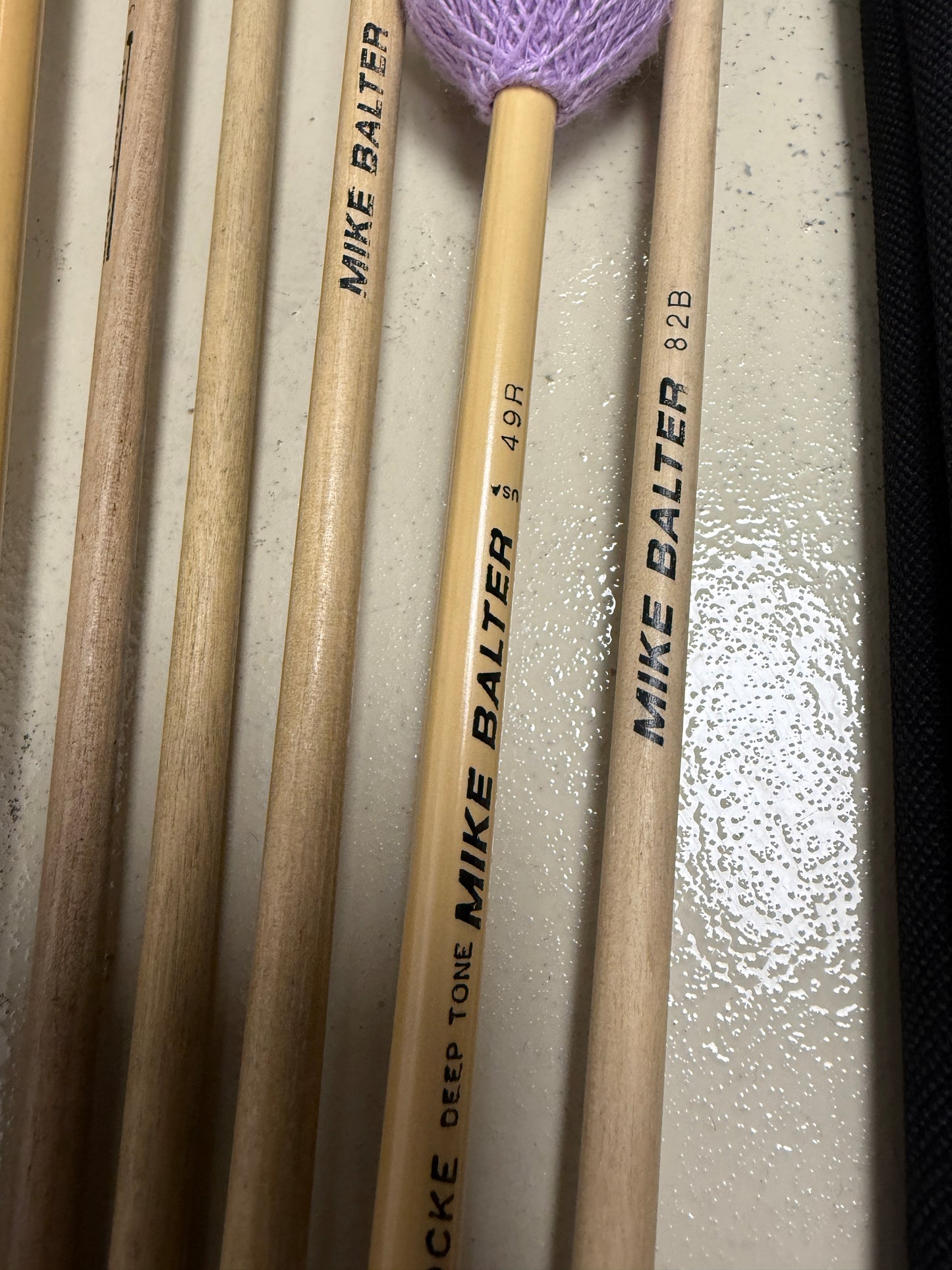 Large lot of Mike Balter mallets 82B, 49R, 195B, 84B, 113B, 211B, 214B, 23B, case