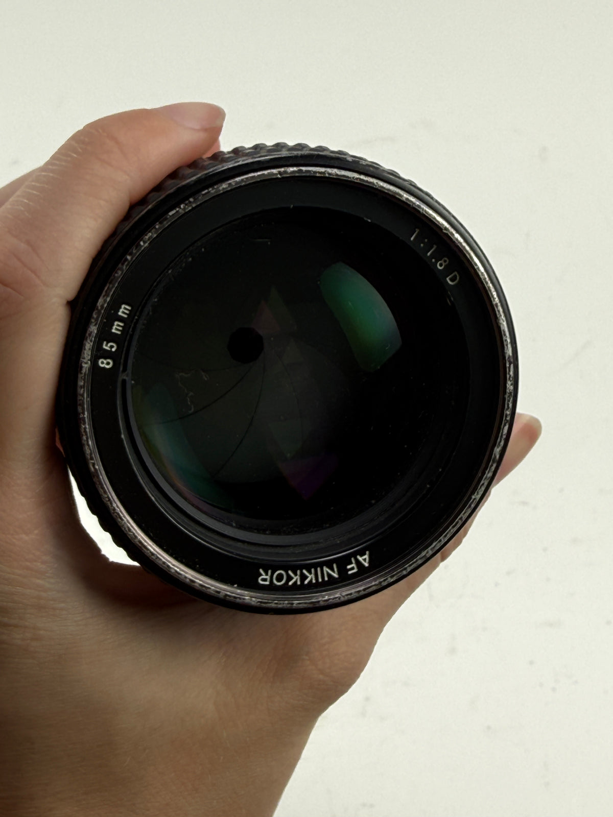 Nikon AF Nikkor 85mm f1.8 D Lens