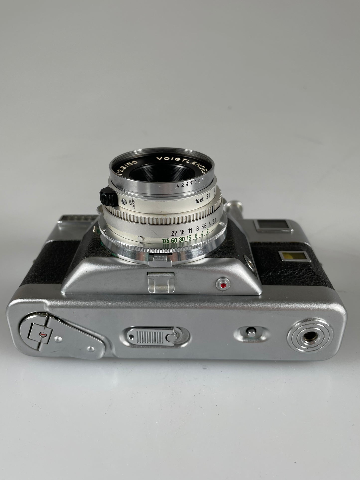 Voigtlander Vitessa T 35mm Film Camera w/ Color Skopar 50mm f2.8 Lens
