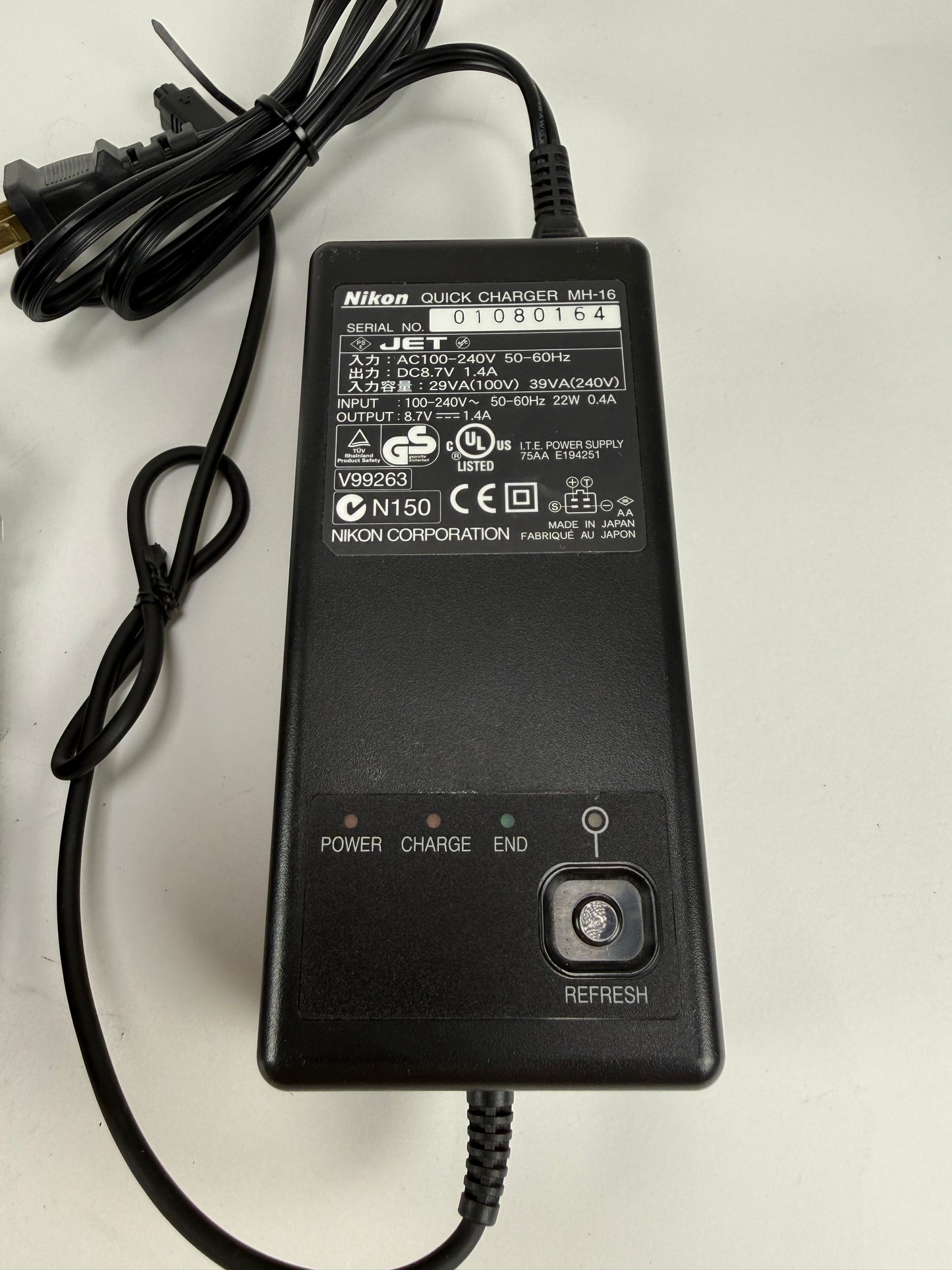 Nikon D1H 2.7MP Digital SLR Camera Body