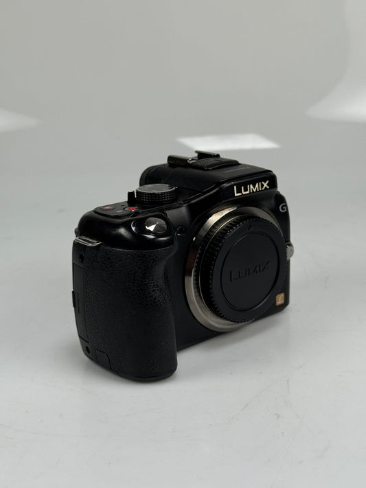 Panasonic Lumix DMC-G5 Mirrorless MFT Digital Camera Body