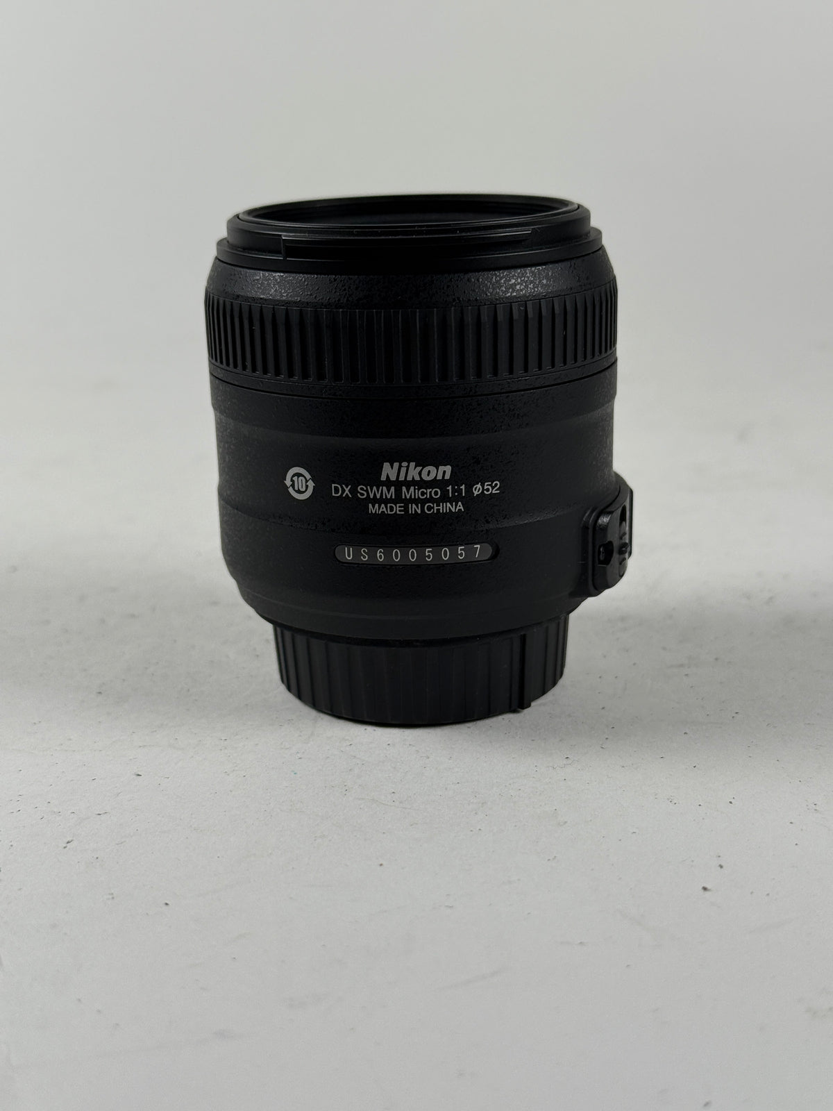 Nikon AF-S DX Micro Nikkor 40mm f2.8 G Macro Lens