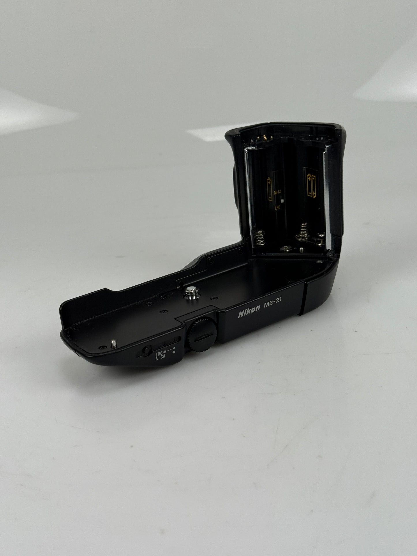 Nikon MB-21 High Speed Battery Pack Grip For F4 F4s with MS-21