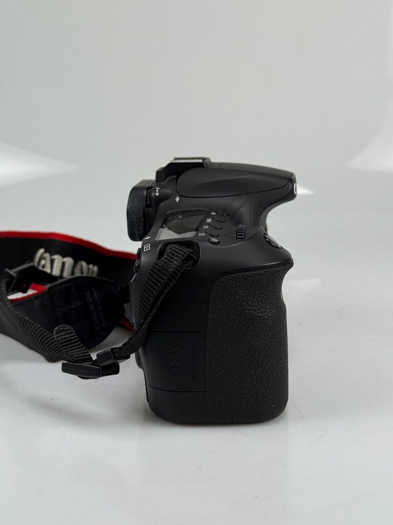 Canon 60D Digital SLR Camera Body 18.0MP