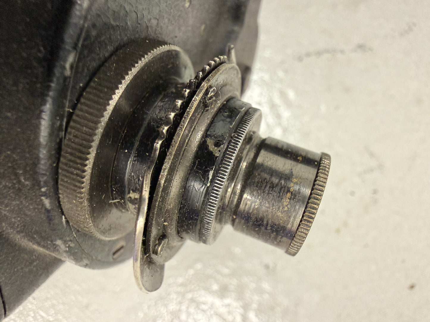 Bell & Howell Filmo 70 A 16mm Motion Picture Cine Camera w/ Cooke 1 inch oens