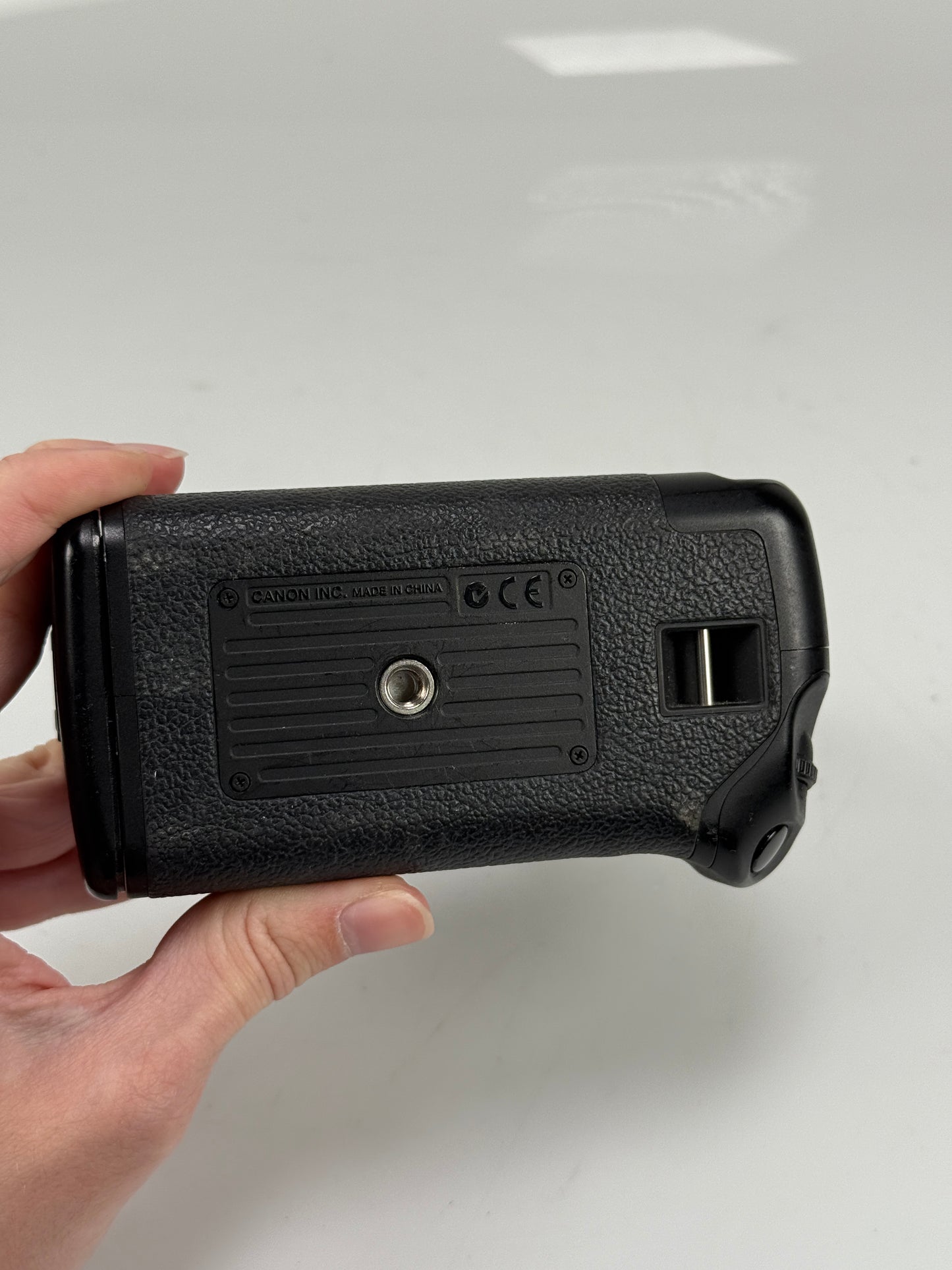 Canon BG E3 AA Battery Grip for EOS Rebel XTi & XT Digital Cameras