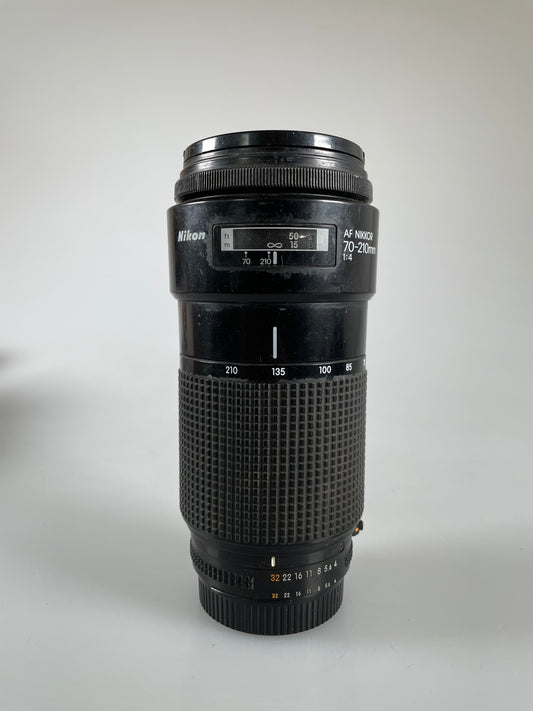 Nikon AF Nikkor 70-210mm f4 Zoom Lens