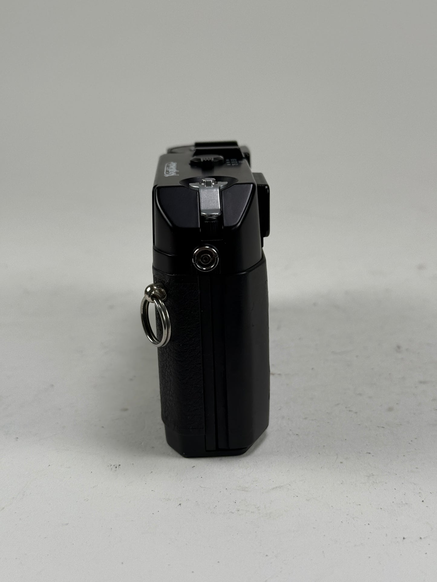 Voigtlander Bessa-R Rangefinder 35mm Film Camera Black