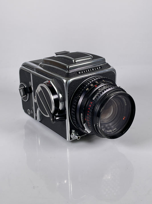HASSELBLAD 500CM 500C/M CAMERA 80MM F/2.8 T* A12 w/ WLF