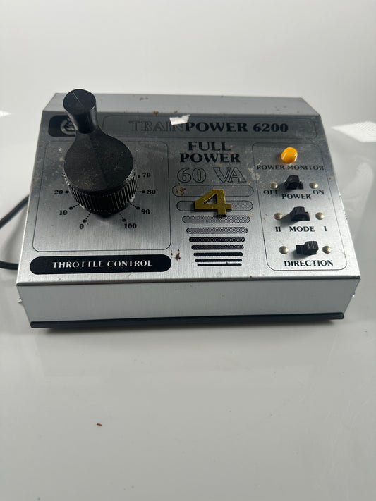 MRC 6200 Trainpower Power Pack (Silver)