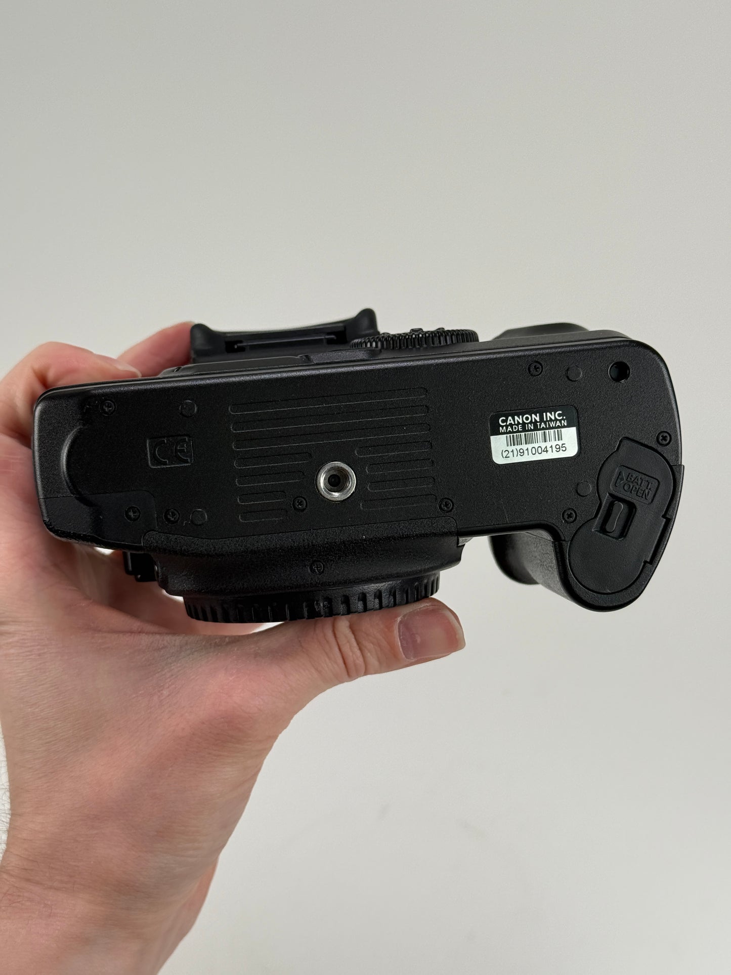 Canon EOS ELAN 7NE 35mm AF Film Camera body