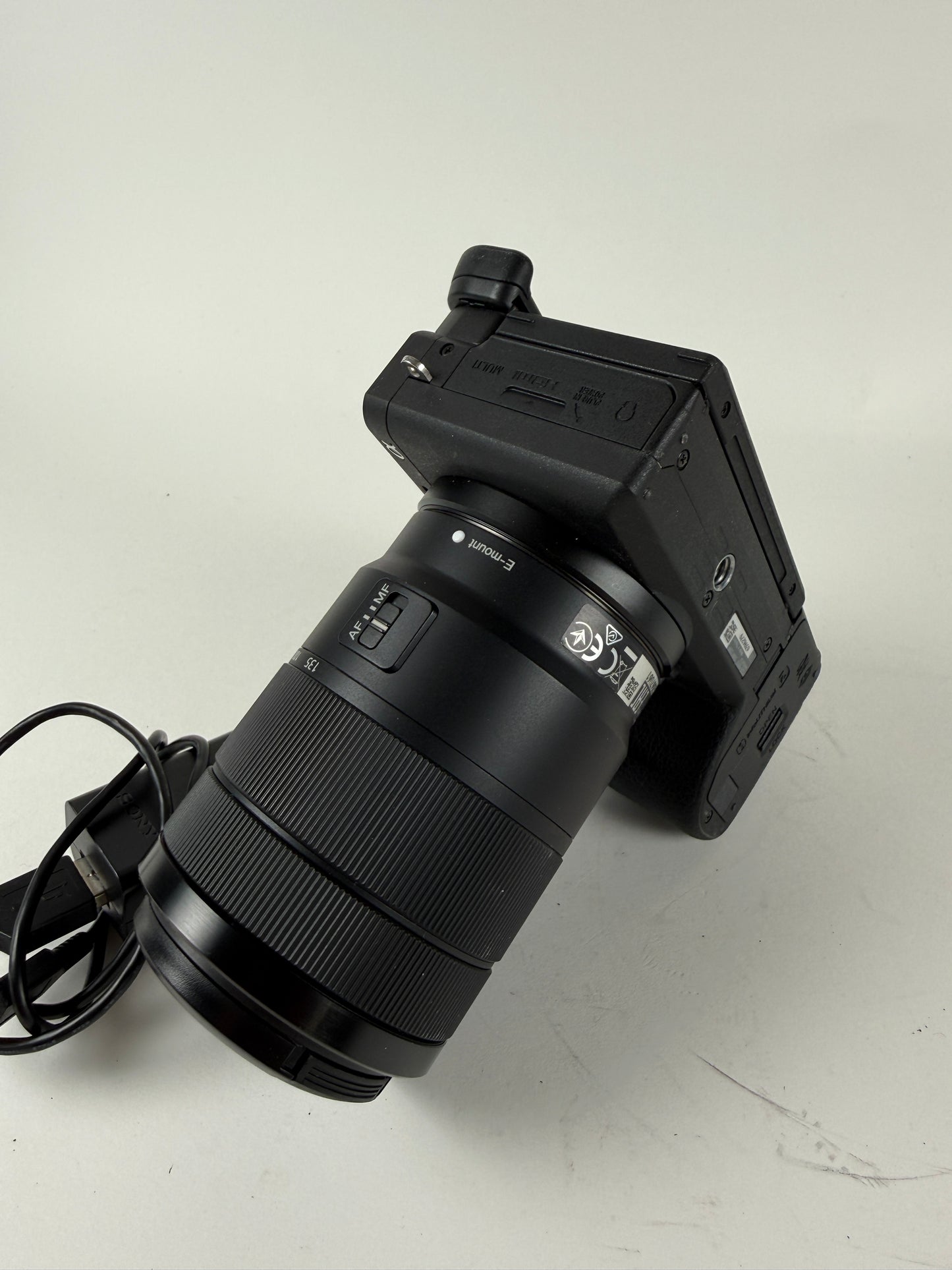 SONY a6600 ILCE-6600 with 18-135mm Lens Kit