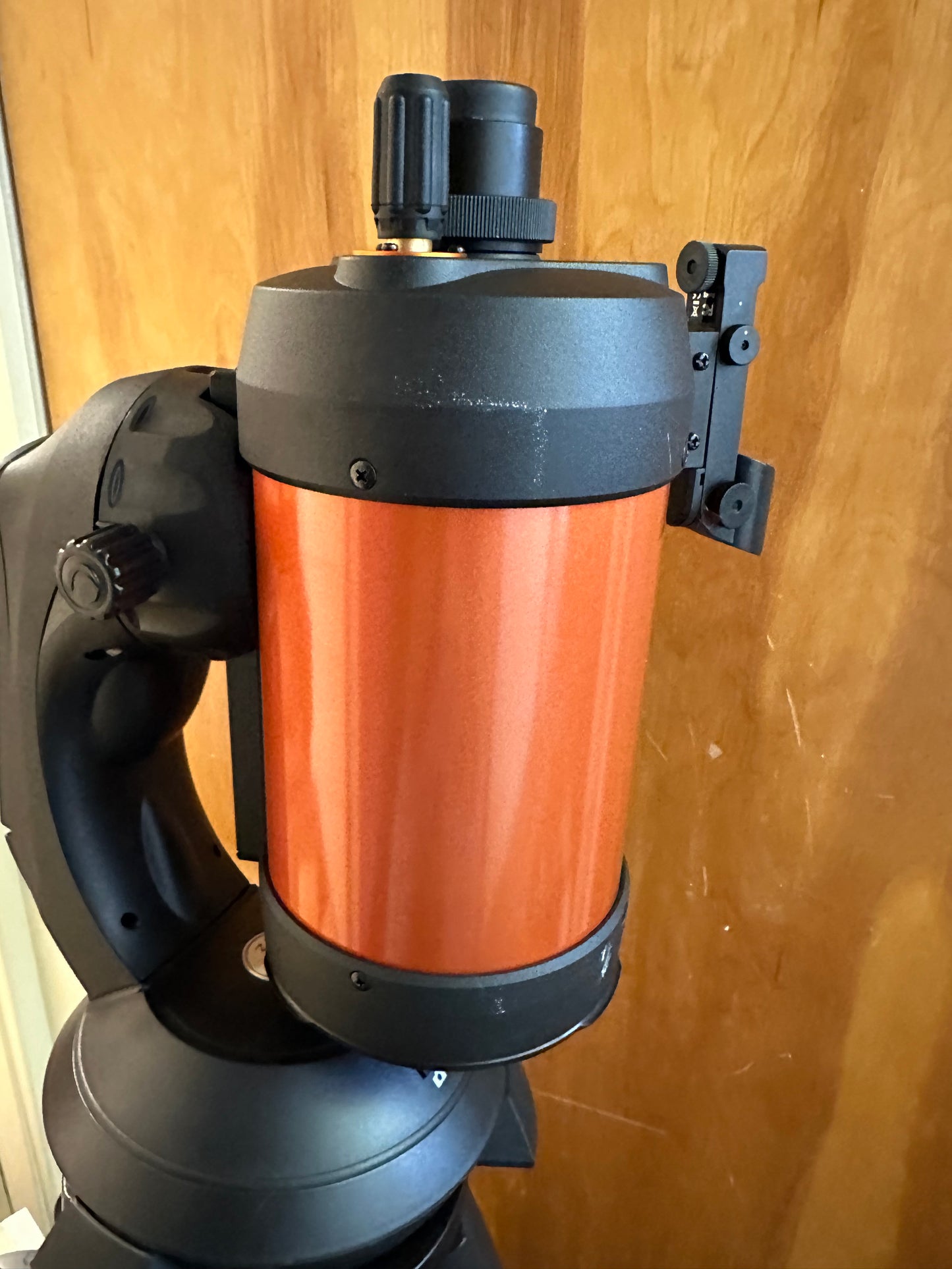 Celestron Nexstar 5SE SCT GoTo Telescope