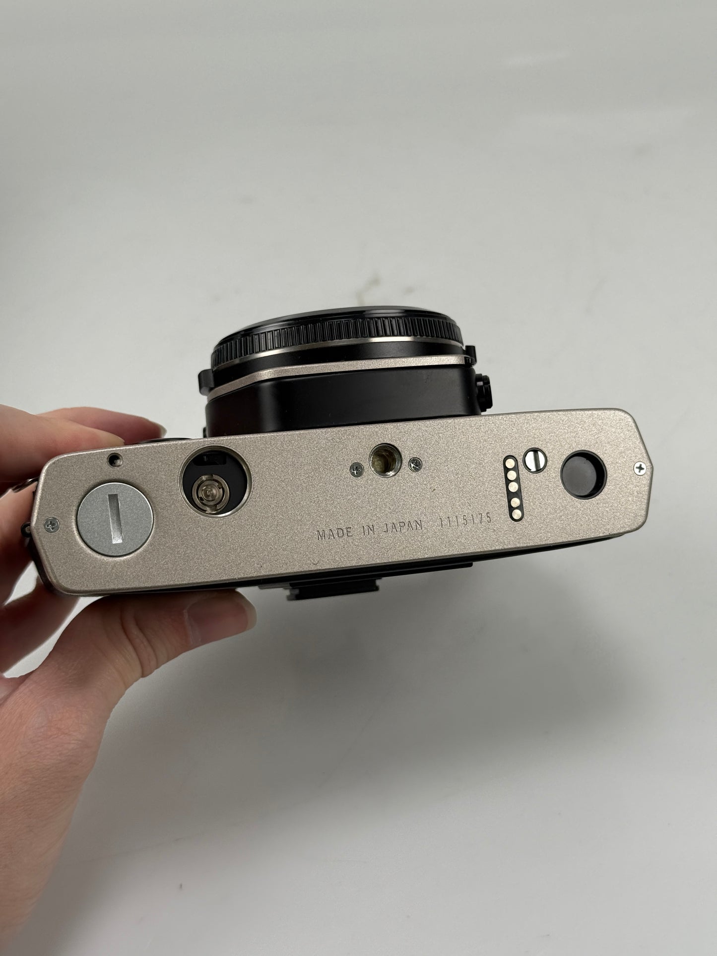 Olympus OM-4T Chrome 35mm SLR Film Camera