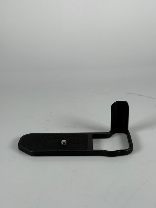 Nikon DF-GR1 Grip for DF FX Full Frame Digital Camera