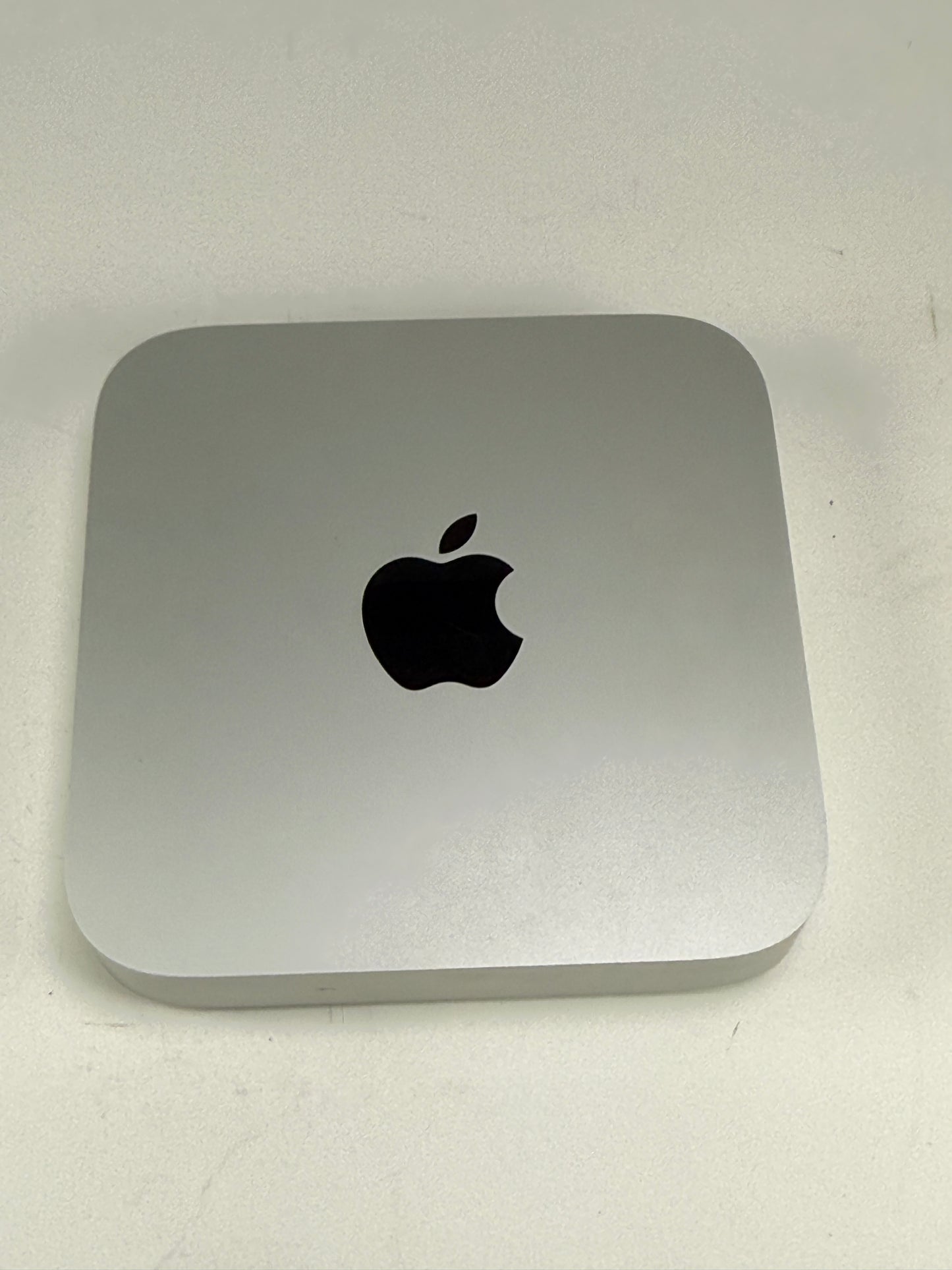 Apple Mac Mini M1 8-Core CPU 8-Core GPU 16GB 2TB Silver