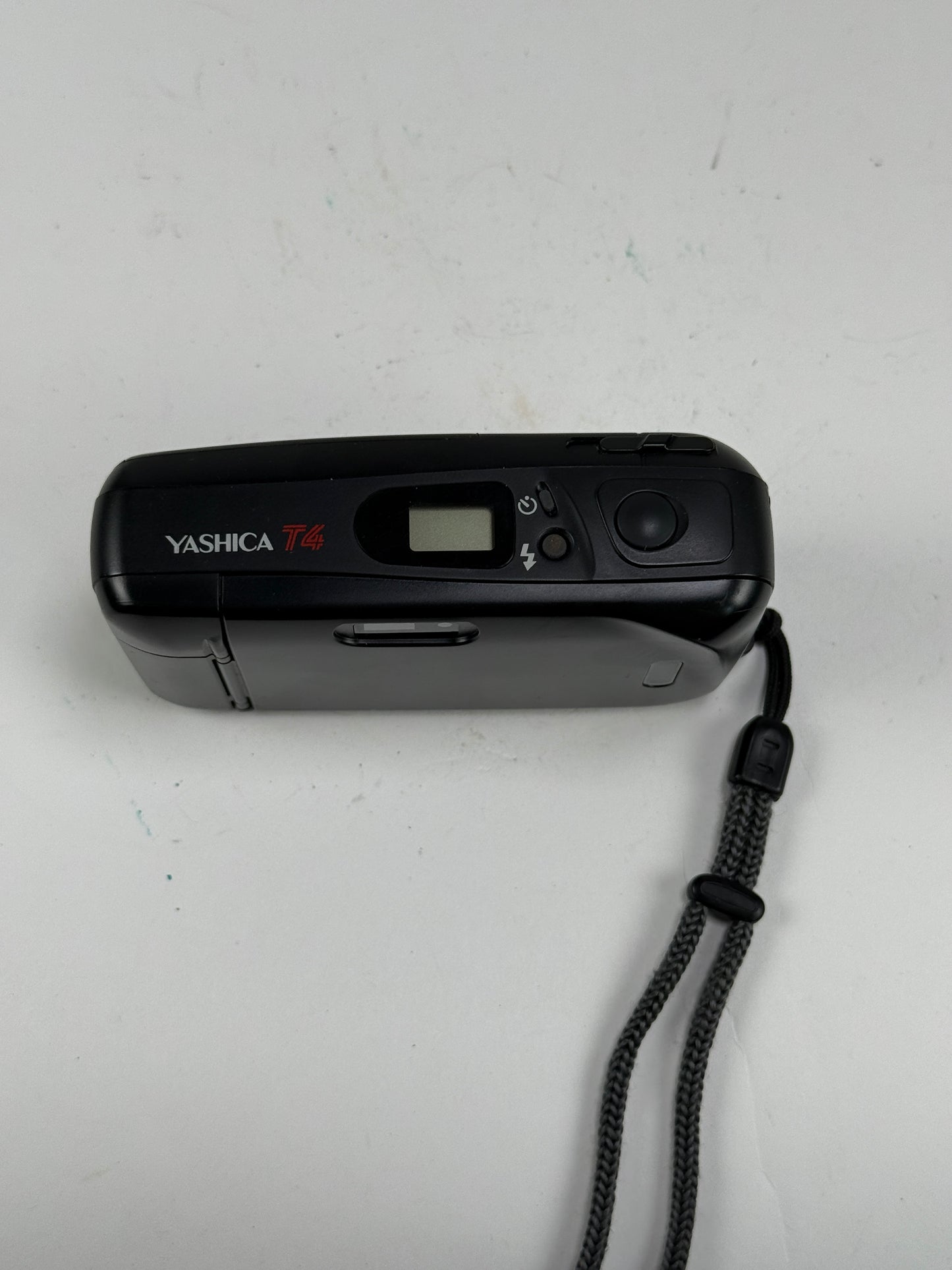 Yashica T4 T* Carl Zeiss 35mm F3.5 Lens Camera black