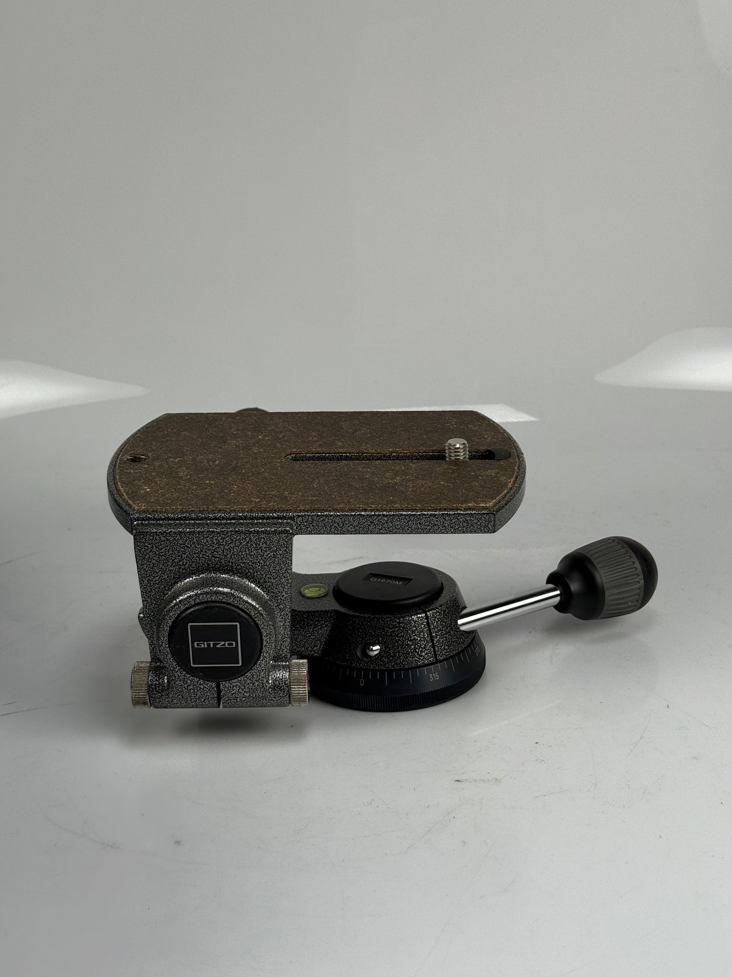 Gitzo G1570M 3Way Tripod Head Low Profile