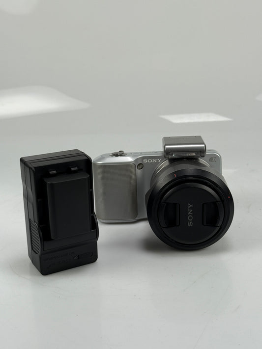 Sony Alpha NEX-3 14.2MP Digital Camera - Silver with 18-55mm OSS lens