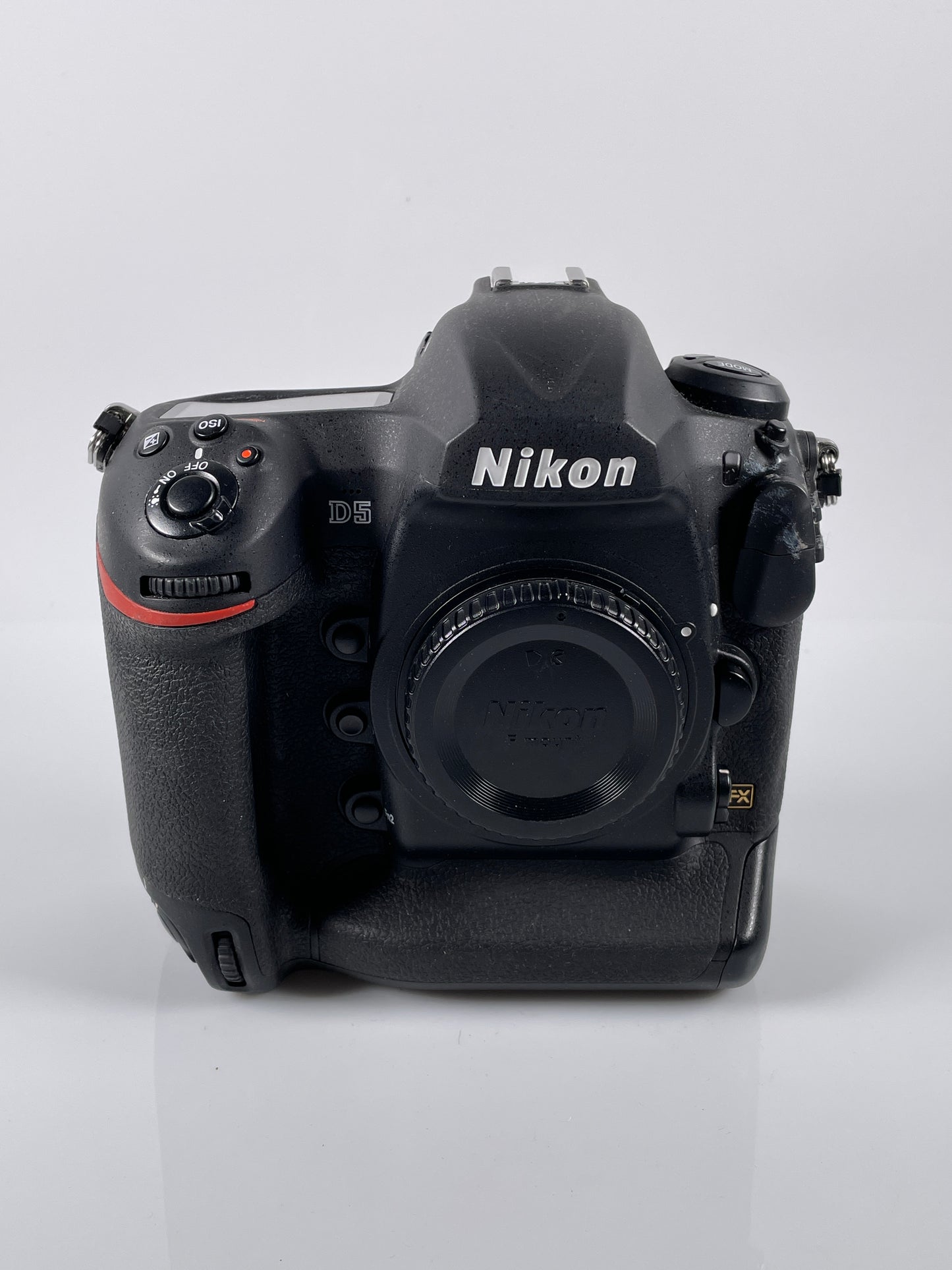 Nikon D5 Digital Camera 20.8MP DSLR Camera Body (Dual XQD Slots) D5-a SC:39k