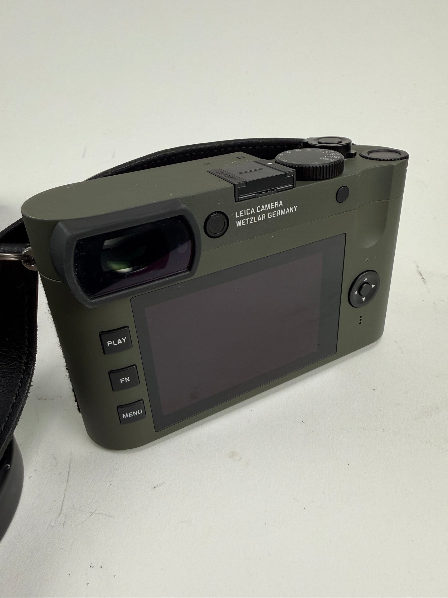 Leica Q2 Reporter Edition 47.3MP Digital Camera 19063