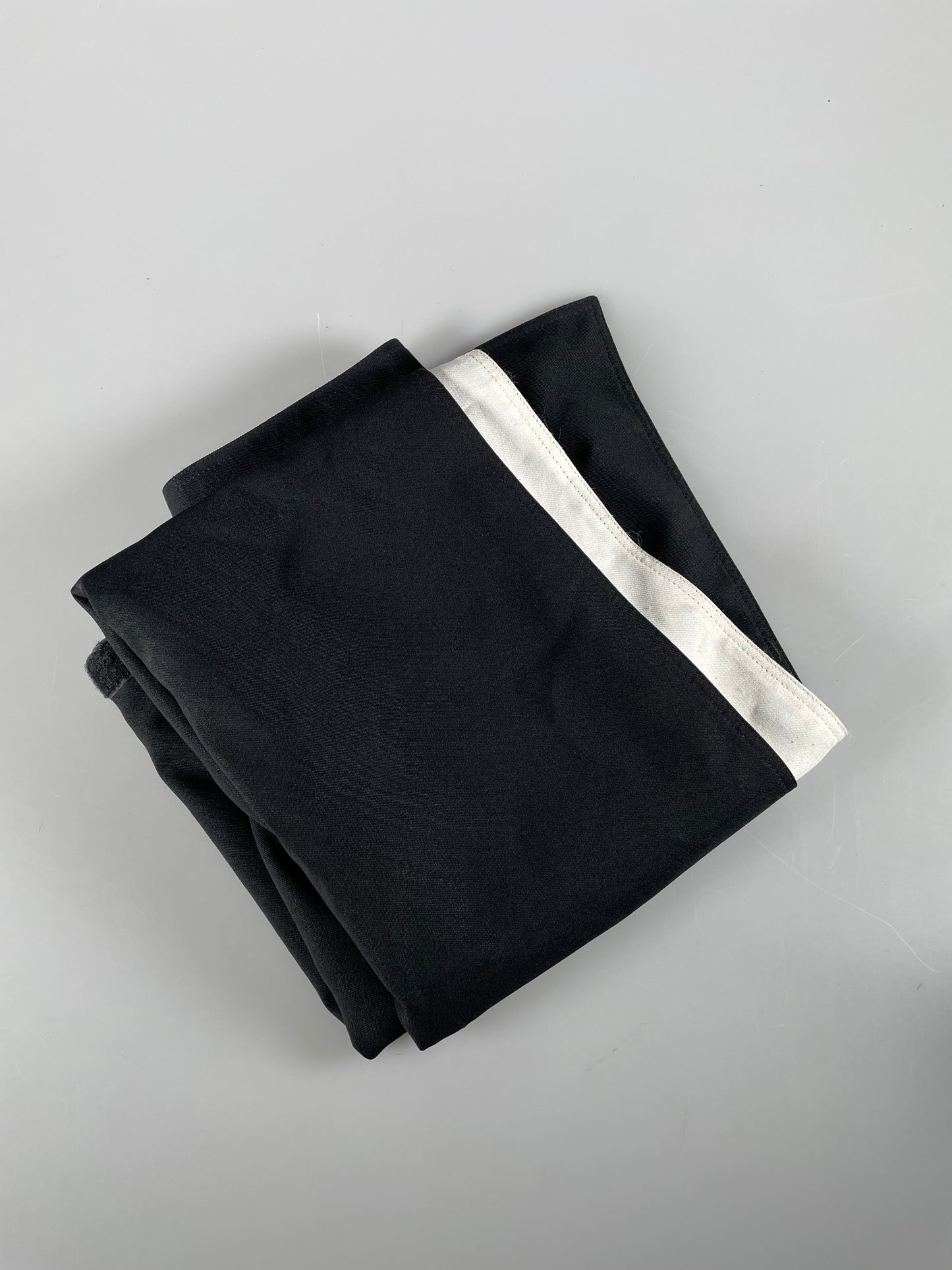 Large Format Dark Cloth for focusing