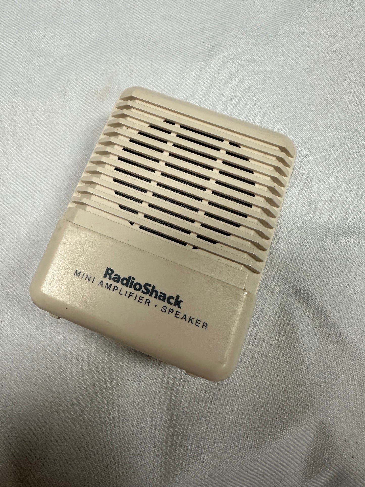 Vintage Radio Shack mini amplifier speaker 277-1008