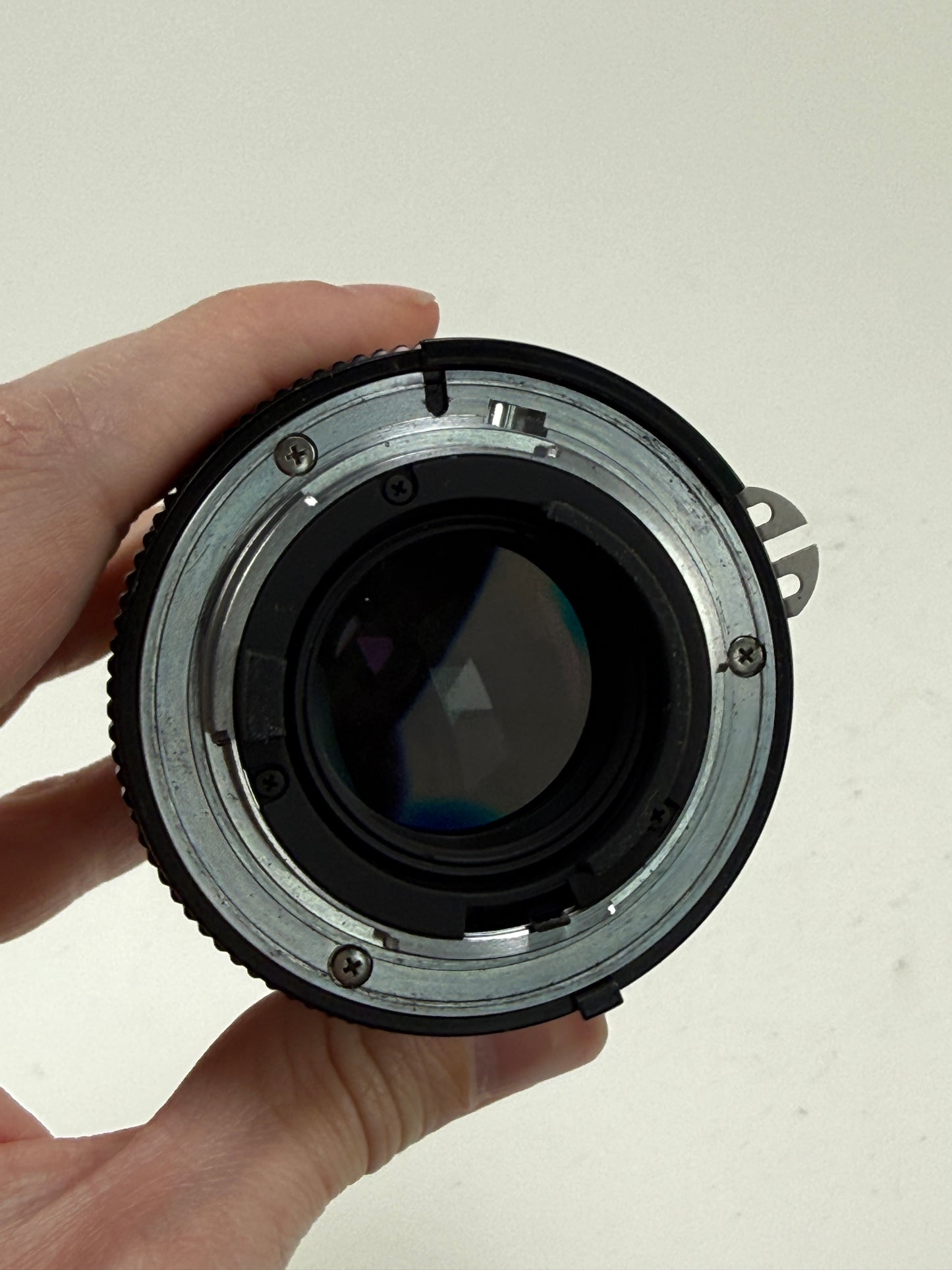 NIKON AIS NIKKOR 85mm f2 Portrait MF Prime Camera Lens