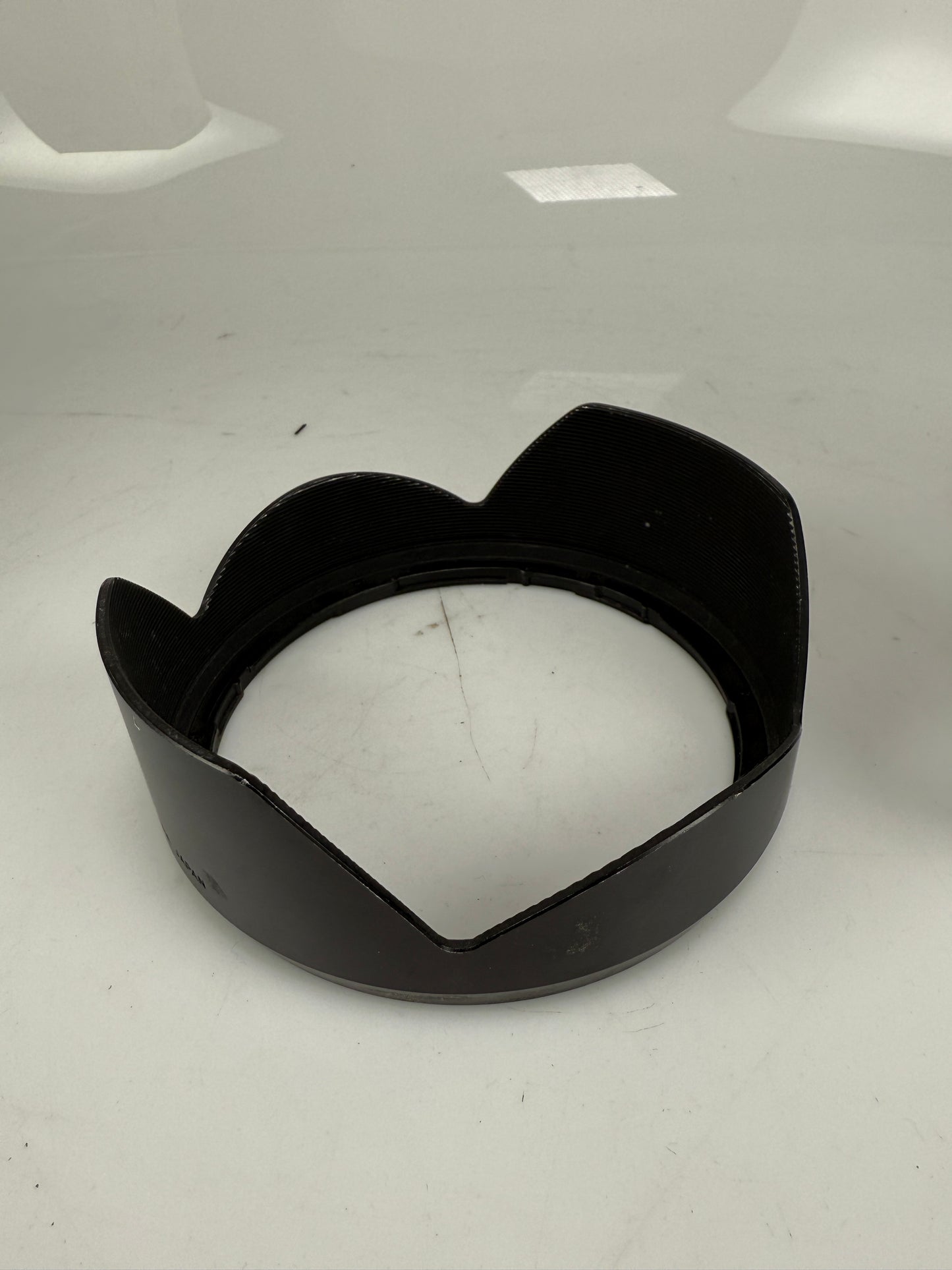 Contax Metal Hood 100mm GB-101 for Distagon 3.5/35mm